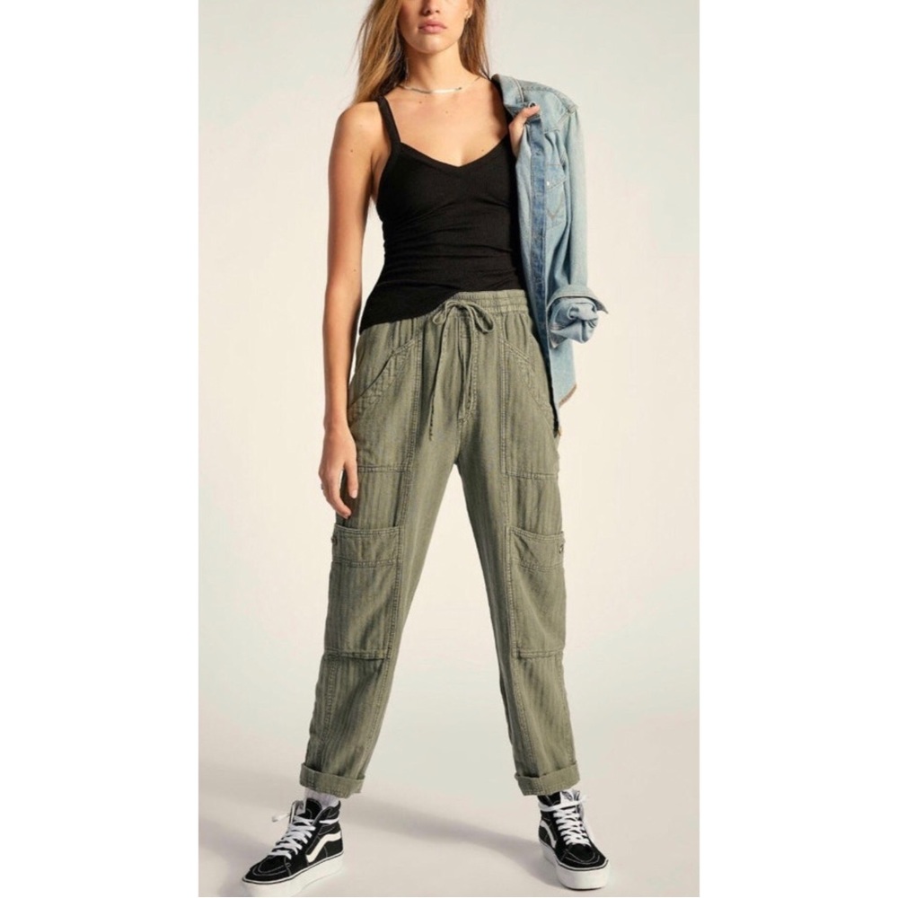Free People Feelin' Good Utility Pull-On Cargo Pants